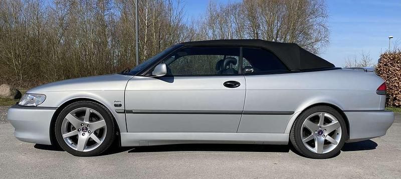 Silber Gebraucht 2001 Saab 9-3 Cabriolet Aero Cabrio | 13.990 € - Bild 1/4