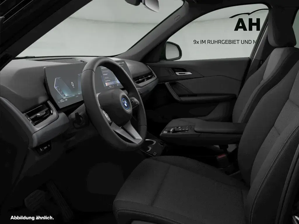 Second-hand BMW X1 Performance 245 CP (180 kW) 2023 Negru SUV