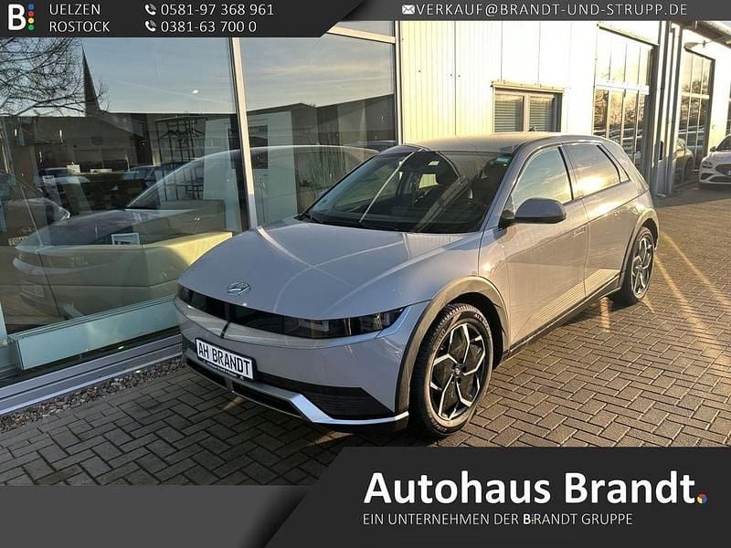 Grau Gebraucht 2024 Hyundai Ioniq Techniq Kleinwagen | 29.990 € (Superpreis) - Bild 1/4