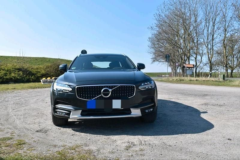 Gebraucht Volvo V90 CC Pro 190 PS (139 kW) 2020 Grau Kombi