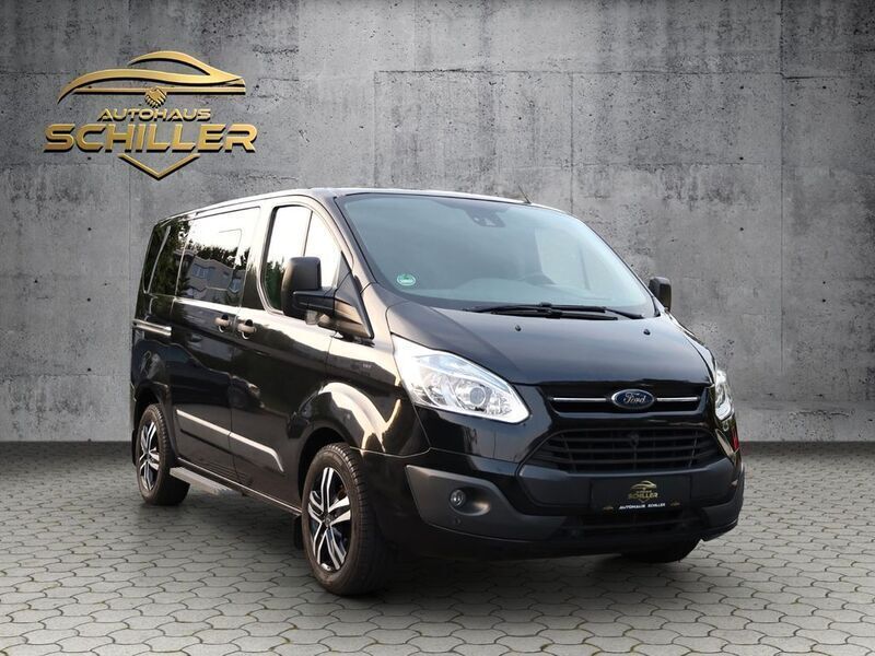 Schwarz Gebraucht 2015 Ford Tourneo Custom Van / Kleinbus | 16.999 € (Etwas zu teuer) - Bild 1/4