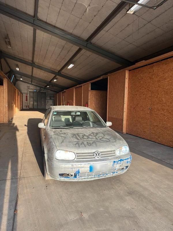 Gebraucht VW Golf IV 90 PS (66 kW) 2000 Blau Kleinwagen