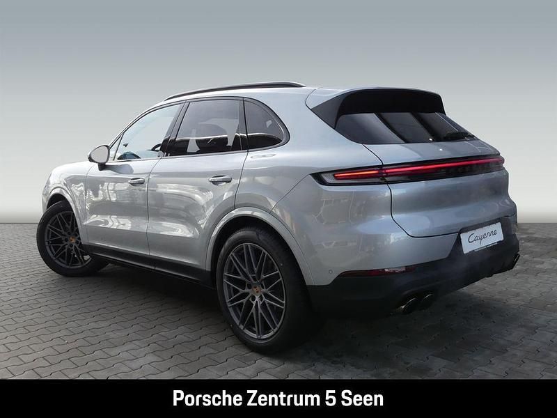 Gebraucht Porsche Cayenne 354 PS (260 kW) 2025 Dolomitsilbermetallic SUV