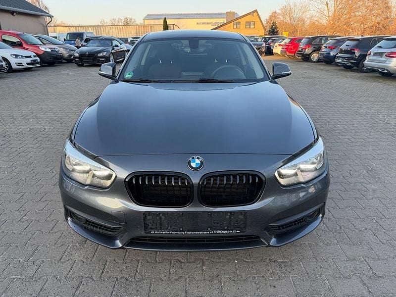 Gebraucht BMW 116 Advantage 116 PS (85 kW) 2016 Grau Kleinwagen