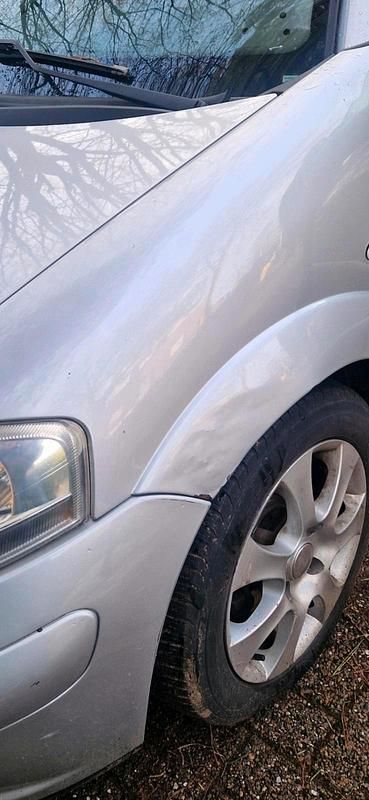 Gebraucht Citroën C3 70 PS (51 kW) 2007 Silber Kleinwagen