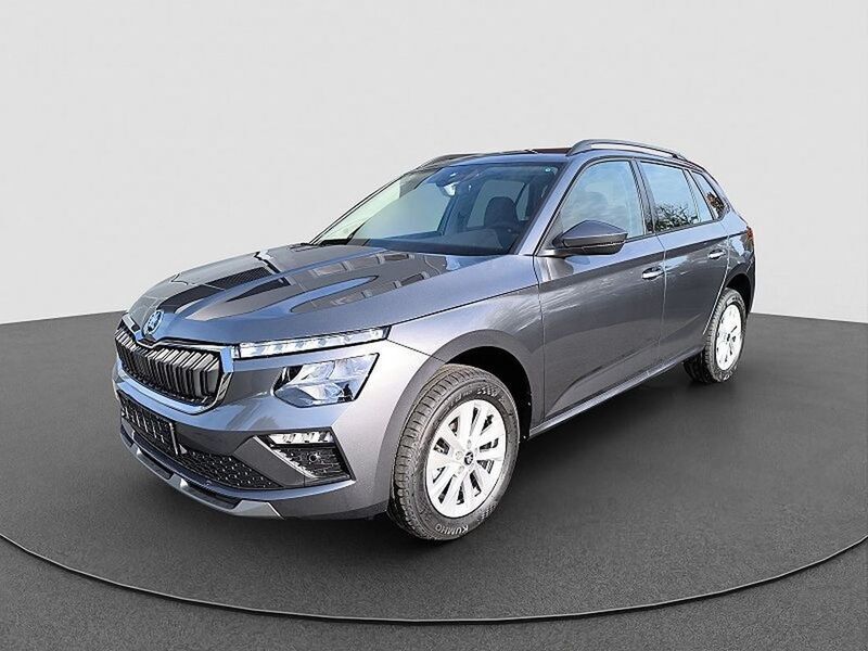 Schwarz Neu 2025 Skoda Kamiq Drive SUV | 30.249 € (Teuer) - Bild 1/4