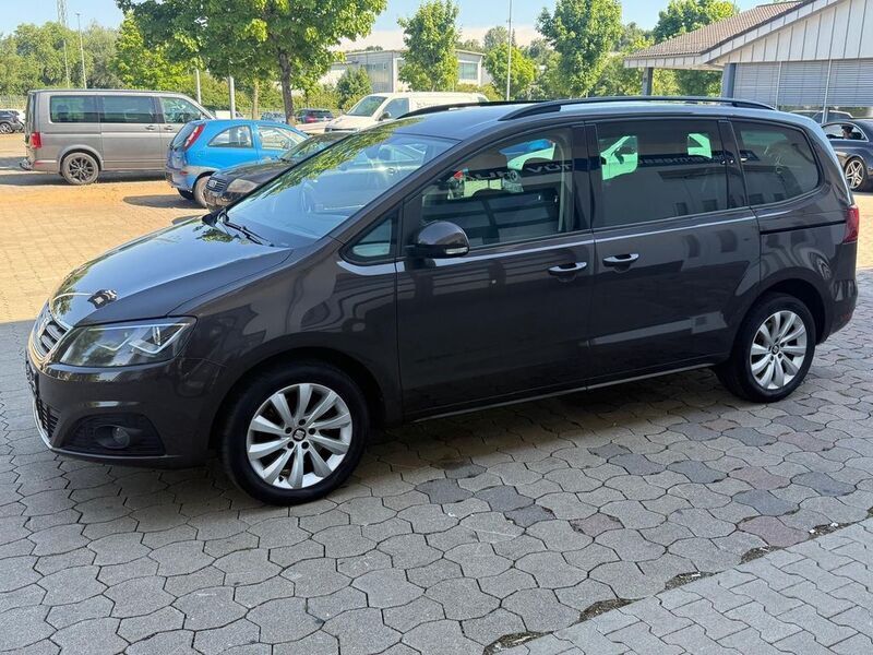 Oak braun Gebraucht 2016 Seat Alhambra Style Van / Kleinbus | 16.499 € (Fairer Preis) - Bild 1/4