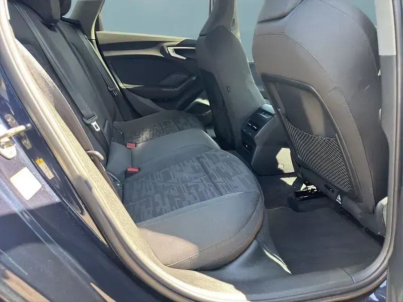Occasion Audi A5 204 ch (150 kW) 2025 Bleue Break