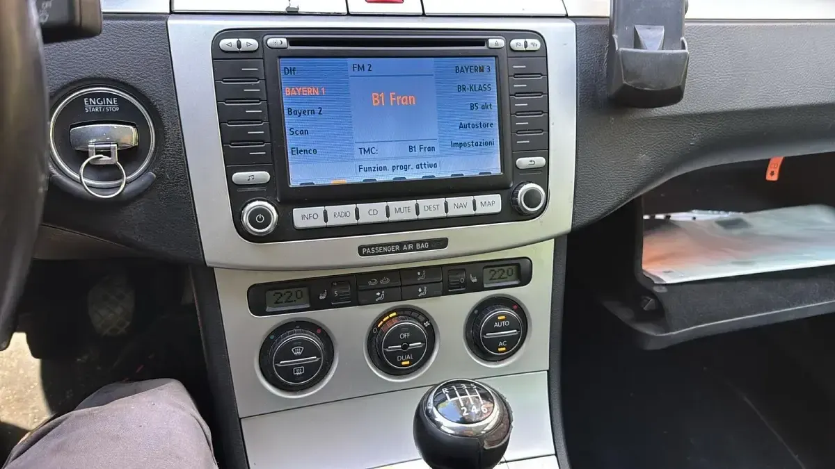 Gebraucht VW Passat 170 PS (125 kW) 2007 Silber Kombi