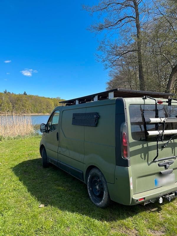 Usata Opel Vivaro 82 CV (60 kW) 2004 Verde Monovolume