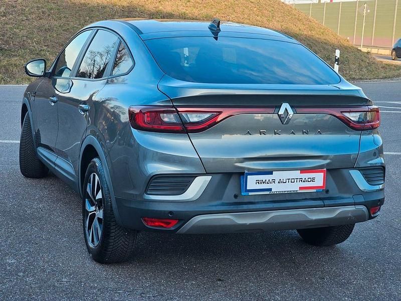 Gebraucht Renault Arkana 143 PS (105 kW) 2022 Grau SUV