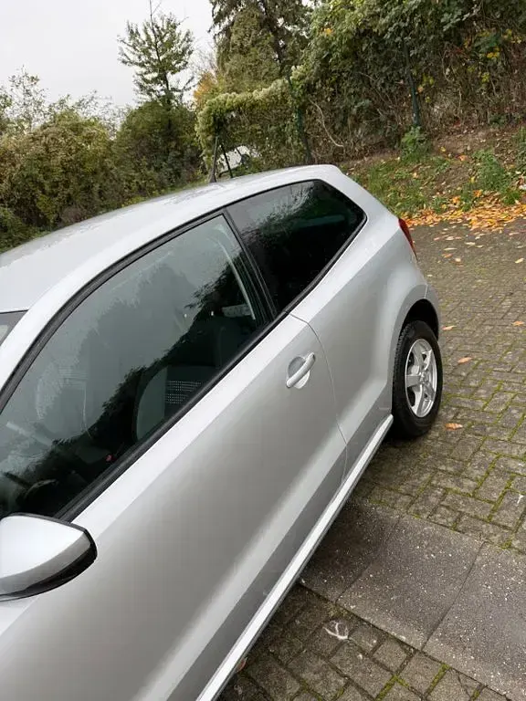 Gebraucht VW Polo Life 60 PS (44 kW) 2014 Silber Kleinwagen