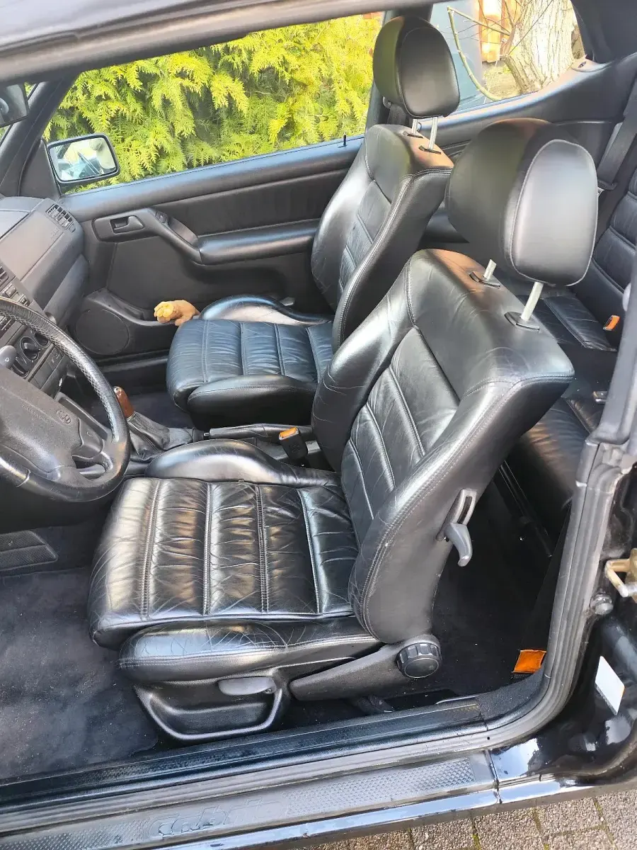 Gebraucht VW Golf Cabriolet 90 PS (66 kW) 1996 Schwarz Cabrio