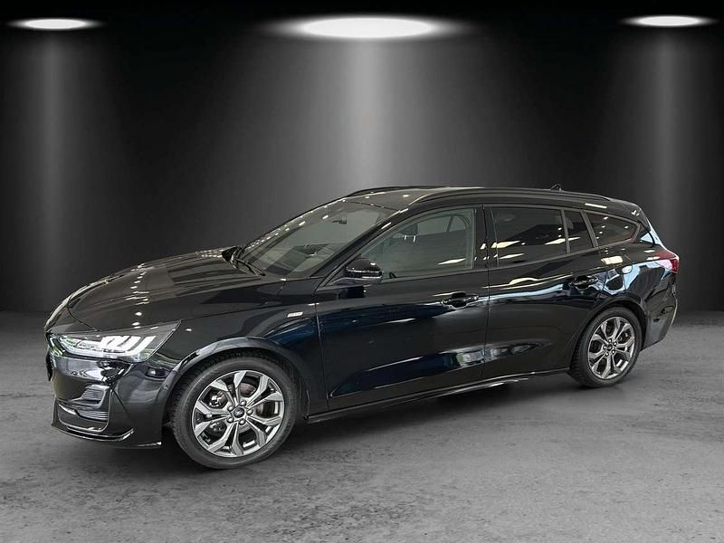 Gebraucht Ford Focus ST-Line X 155 PS (114 kW) 2024 Obsidianschwarz Kombi