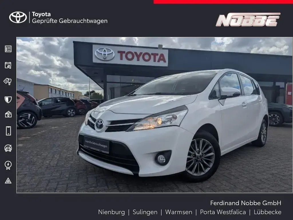 Gebraucht Toyota Verso 132 PS (97 kW) 2017 Van / Kleinbus