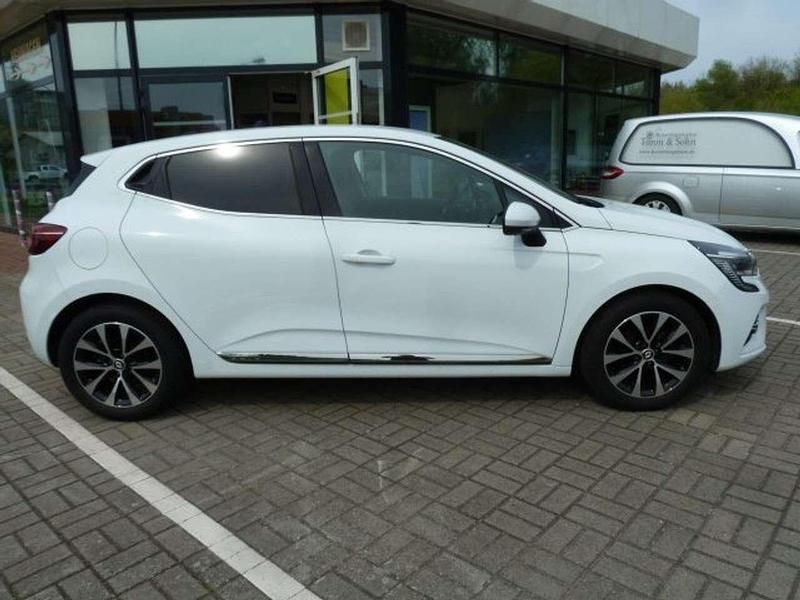 Gebraucht Renault Clio V Intens 101 PS (74 kW) 2020 Gletscherweiss Kleinwagen