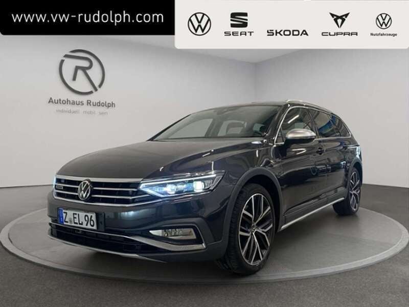 Braun Gebraucht 2021 VW Passat Alltrack Kombi | 34.489 € (Etwas zu teuer) - Bild 1/4