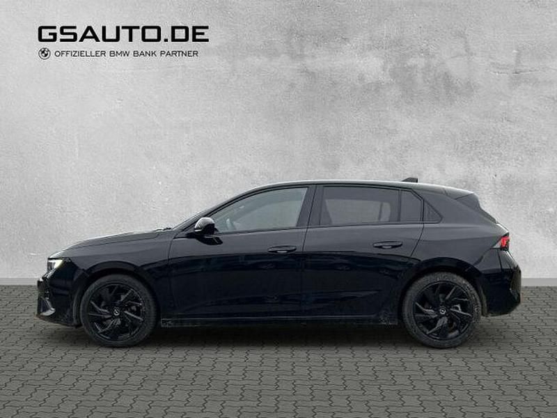 Gebraucht Opel Astra 131 PS (96 kW) 2024 Schwarz Limousine