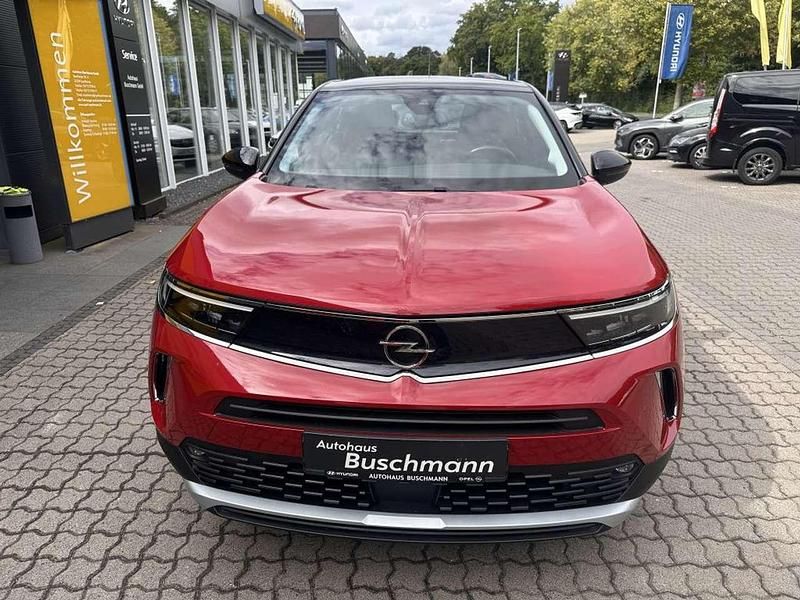 Gebraucht Opel Mokka-e Elegance 100 kW (136 PS) 2022 Kosmos rot metallic SUV
