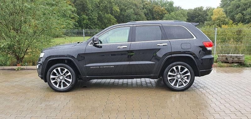Gebraucht Jeep Grand Cherokee 250 PS (183 kW) 2018 Schwarz SUV