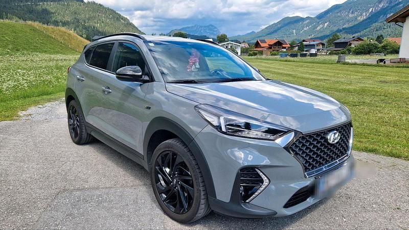 Grau Gebraucht 2019 Hyundai Tucson N Line SUV | 21.900 € (Etwas zu teuer) - Bild 1/4