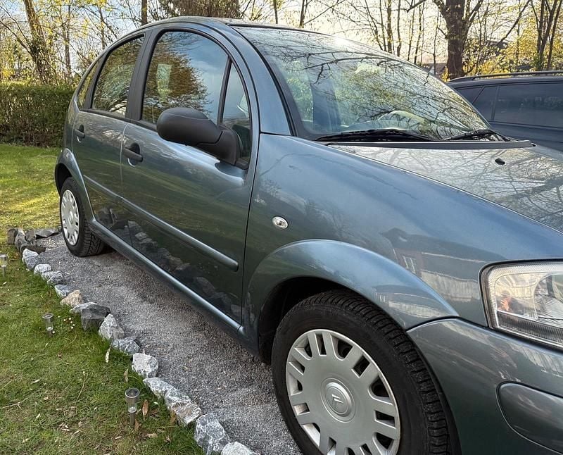 Second-hand Citroën C3 60 CP (44 kW) 2006 Gri Hatchback