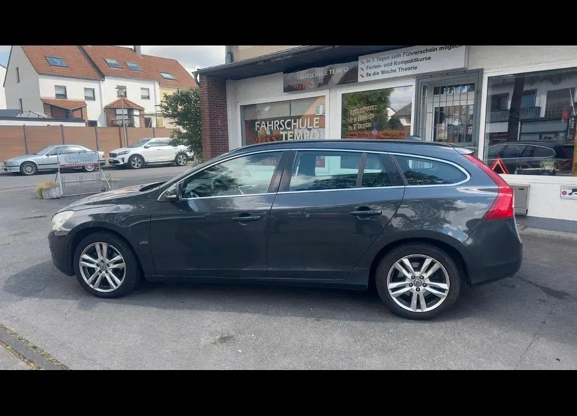 Occasion Volvo V60 163 ch (119 kW) 2011 Gris Break