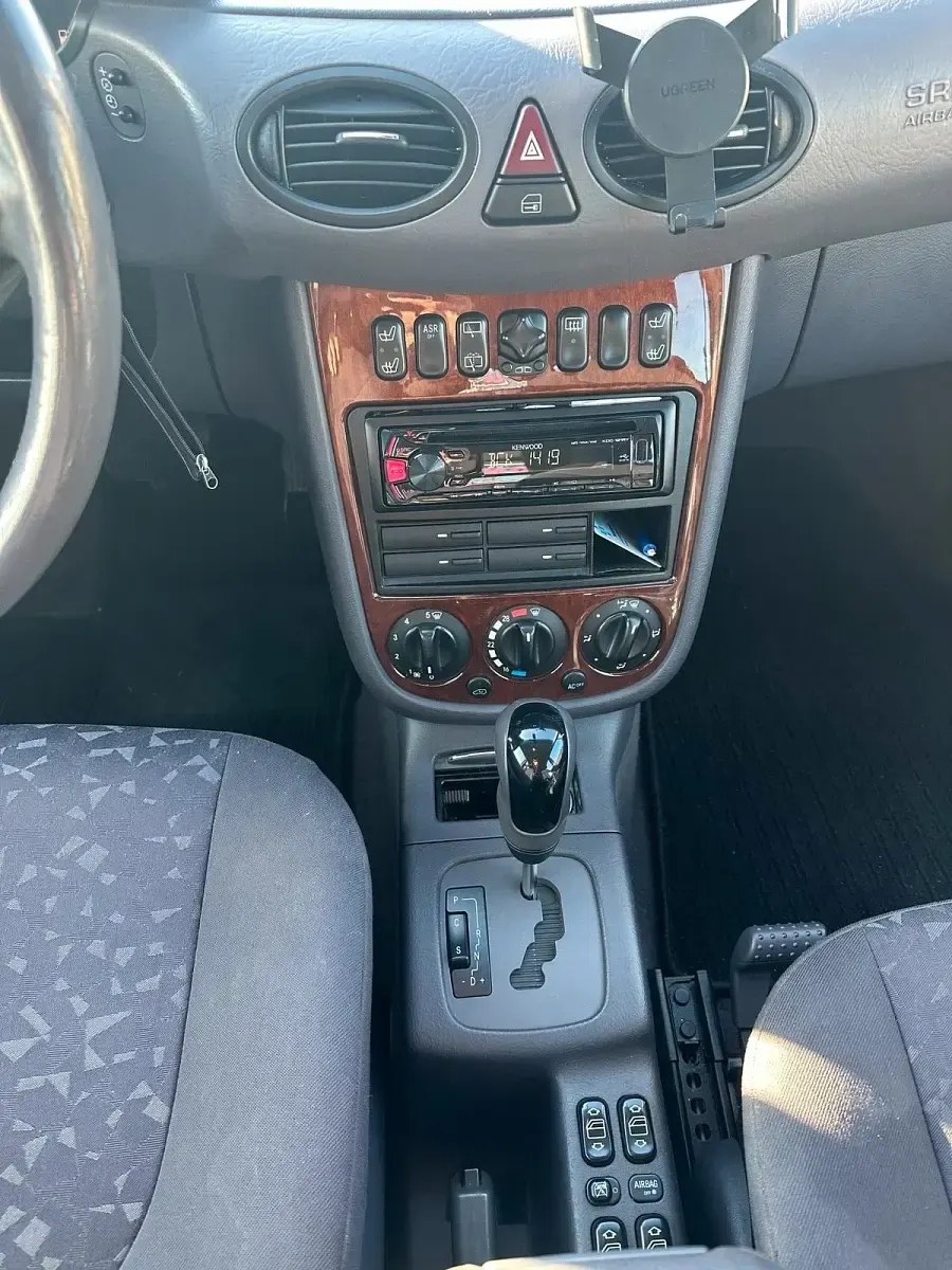 Gebraucht Mercedes A160 75 PS (55 kW) 2002 Silber Kleinwagen