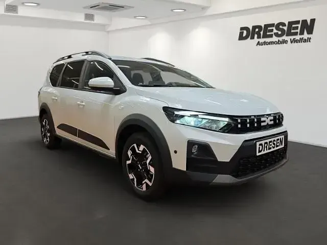 Neu Dacia Jogger Journey 122 PS (89 kW) 2026 Arktisweiß Van / Kleinbus