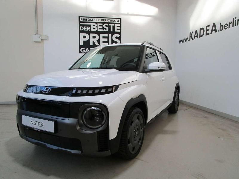 Gebraucht Hyundai Inster 85 kW (116 PS) 2025 Atlas white / sol Kleinwagen