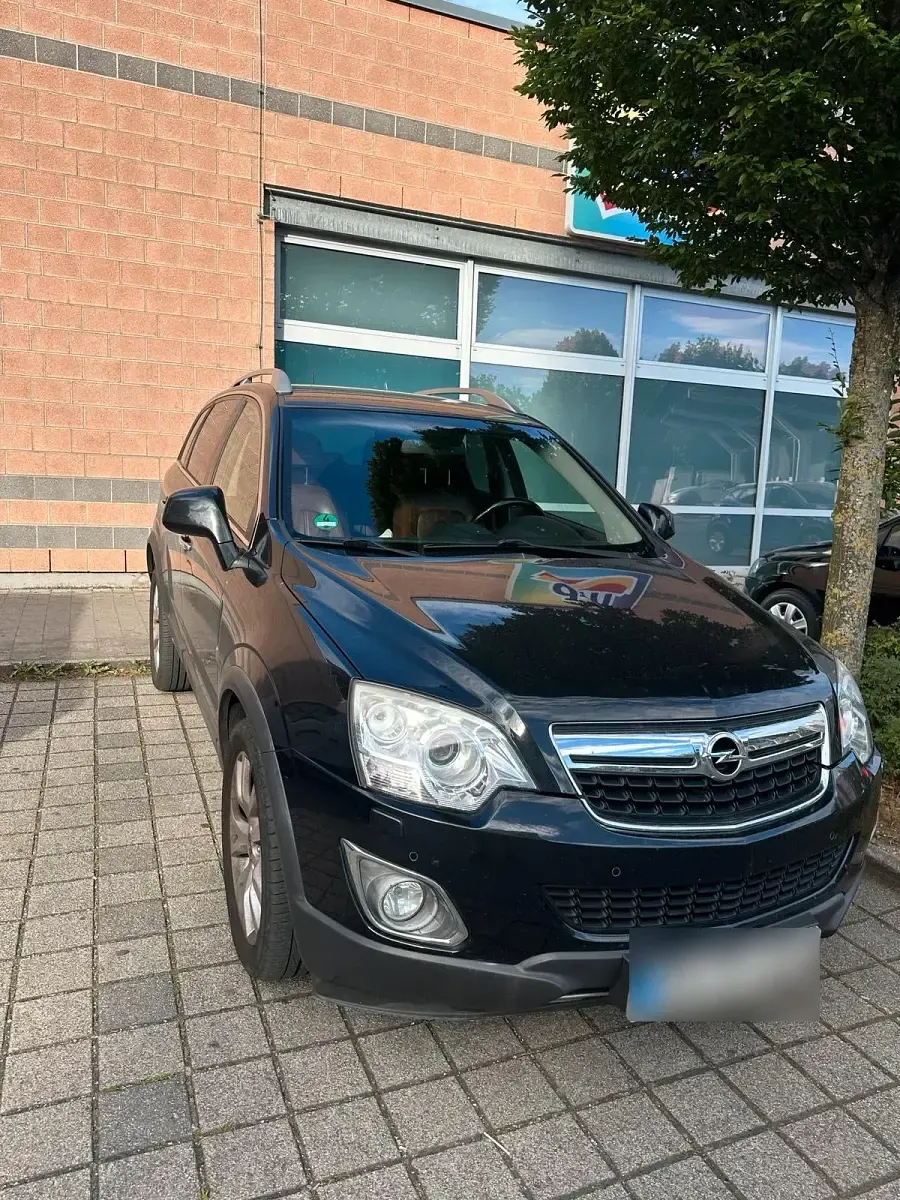 Gebraucht Opel Antara 163 PS (119 kW) 2011 Schwarz SUV