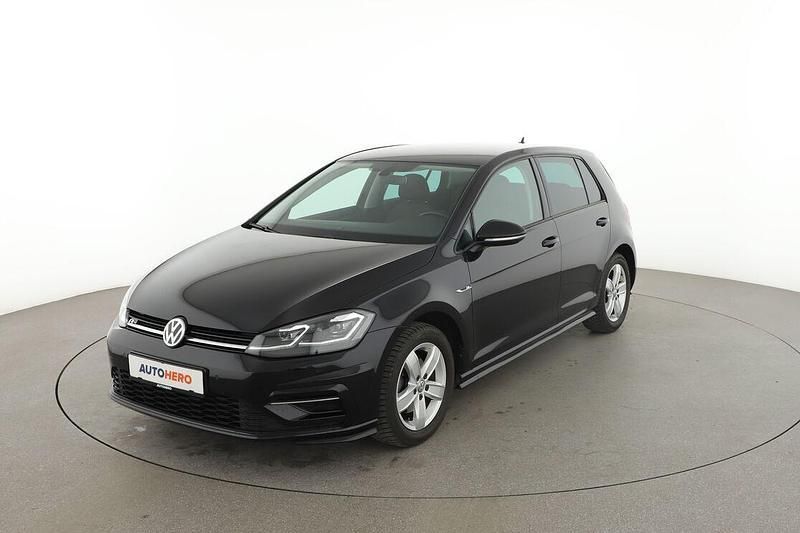 Schwarz Gebraucht 2019 VW Golf VII Highline Limousine | 17.930 € (Fairer Preis) - Bild 1/3