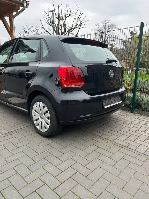 Gebraucht VW Polo 69 PS (50 kW) 2010 Schwarz Kleinwagen