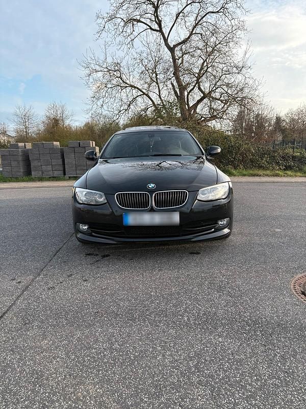 Gebraucht BMW 330 245 PS (180 kW) 2013 Schwarz Coupé