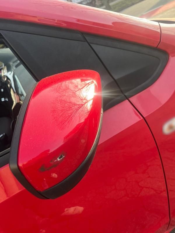 Gebraucht VW up! 60 PS (44 kW) 2016 Rot Kleinwagen