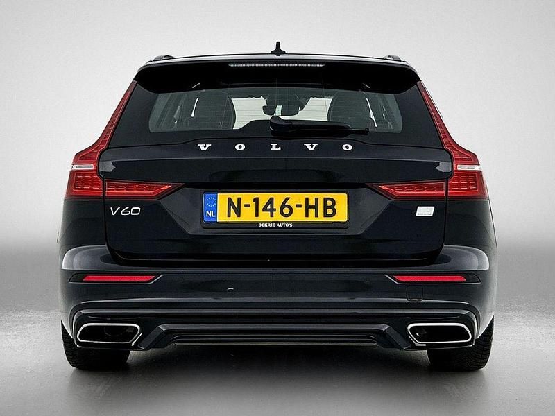 Gebraucht Volvo V60 R-Design 390 PS (286 kW) 2021 Schwarz Kombi