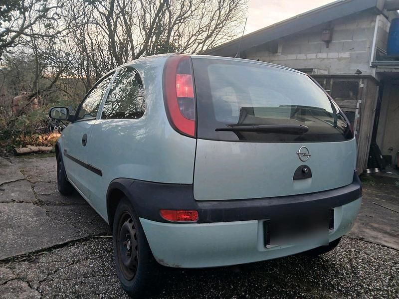 Gebraucht Opel Corsa 58 PS (42 kW) 2001 Grün Kleinwagen