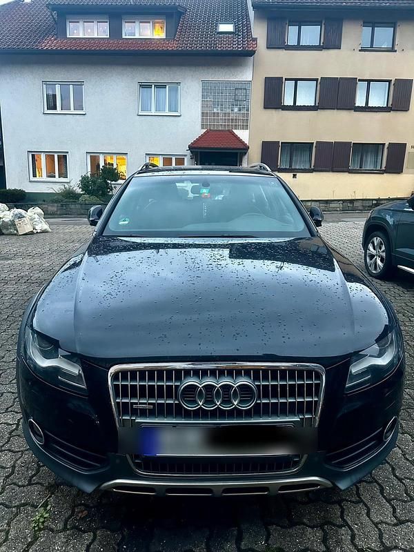 Schwarz Gebraucht 2011 Audi A4 Allroad Kombi | 5.555 € (Guter Preis) - Bild 1/4
