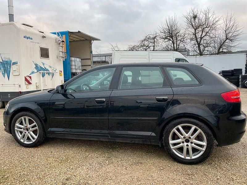 Schwarz Gebraucht 2012 Audi A3 Sport Limousine | 6.900 € (Etwas zu teuer) - Bild 1/4
