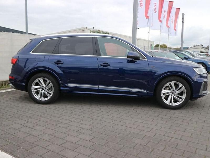 Gebraucht Audi Q7 Advanced 286 PS (210 kW) 2022 Navarrablau metallic SUV