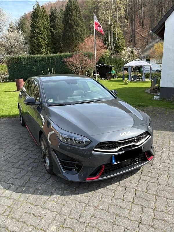 Usado Kia ProCeed GT 204 HP (150 kW) 2022 Cinzento Carrinha