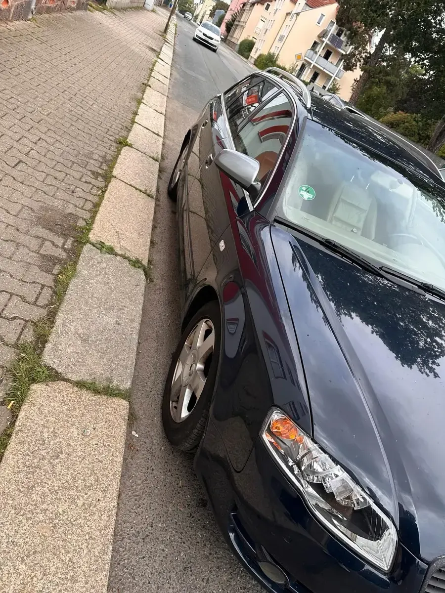 Gebraucht Audi A4 140 PS (102 kW) 2005 Blau Kombi
