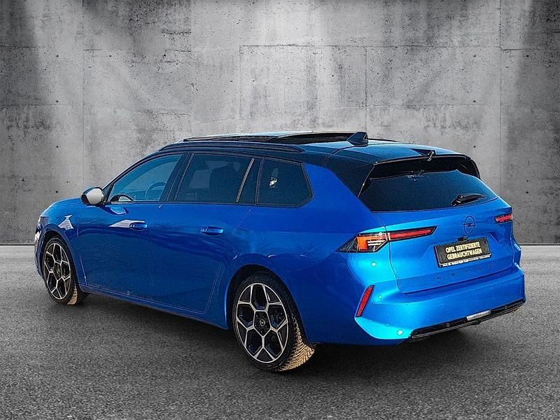 Gebraucht Opel Astra Ultimate 131 PS (96 kW) 2024 Blau Kombi