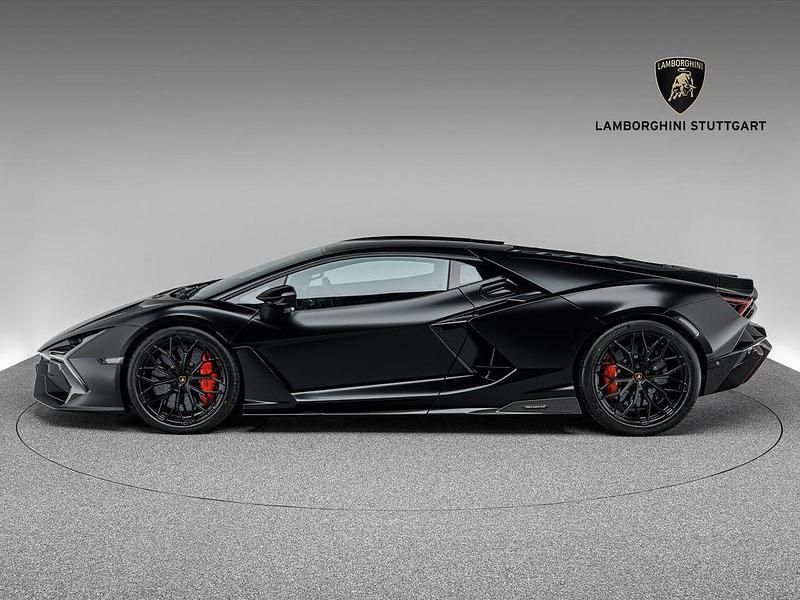 Usata Lamborghini Revuelto 1016 CV (747 kW) 2025 Nero Coupé