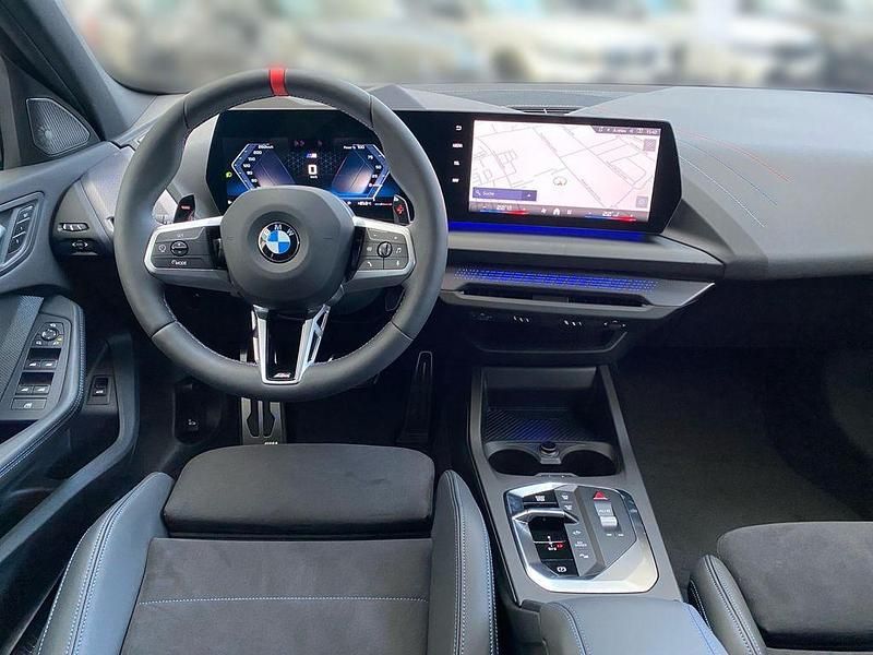 Gebraucht BMW M135 Performance 300 PS (220 kW) 2025 Schwarz Kleinwagen