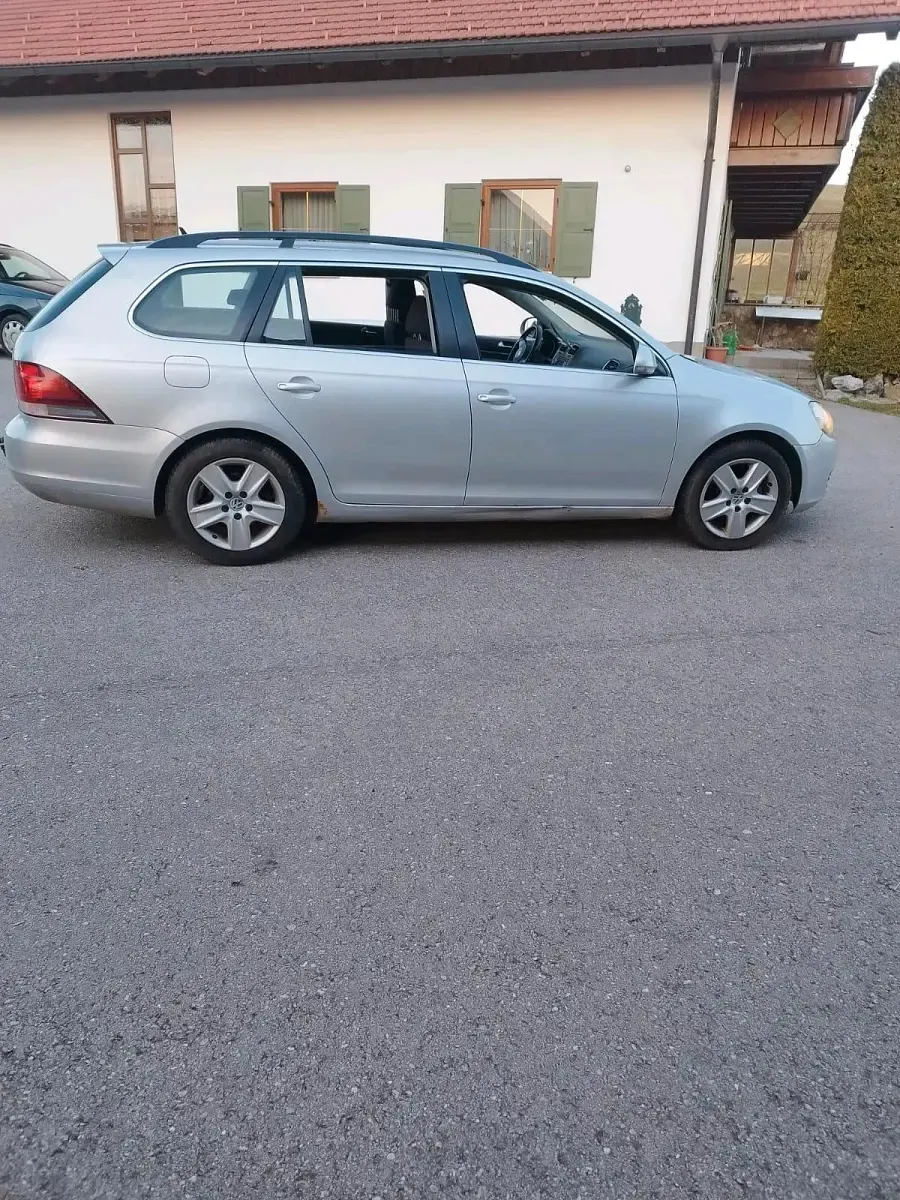 Gebraucht VW Golf VI 122 PS (89 kW) 2009 Silber Kleinwagen