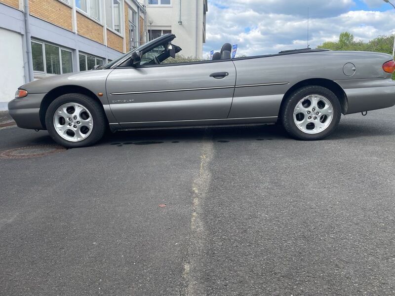 Silber Gebraucht 1998 Chrysler Stratus Cabrio | 3.790 € (Etwas zu teuer) - Bild 1/4
