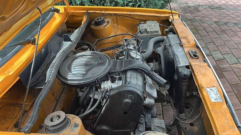 Gebraucht VW Golf I 50 PS (36 kW) 1979 Orange Kleinwagen