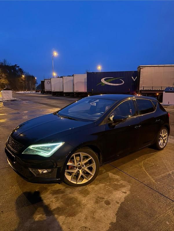 Gebraucht Seat Leon FR 180 PS (132 kW) 2014 Schwarz Kleinwagen