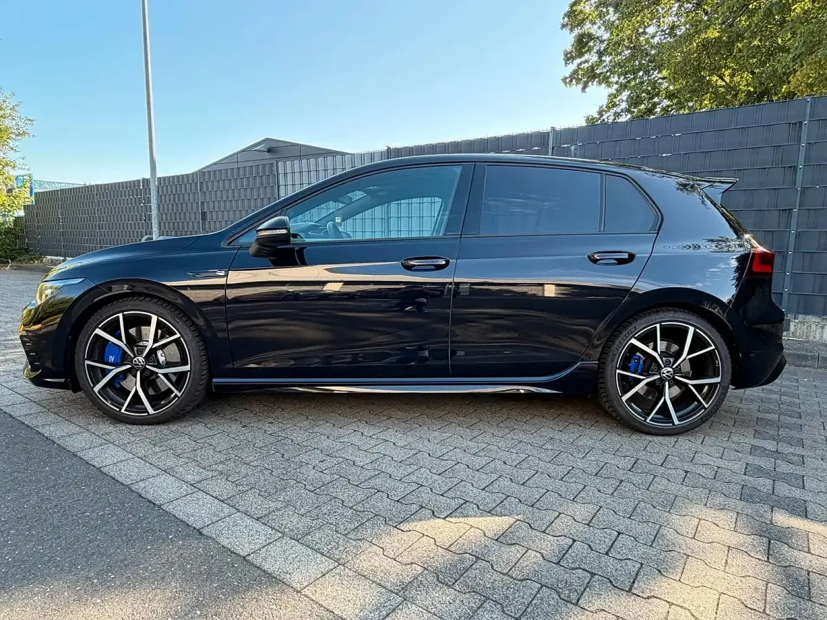 Gebraucht VW Golf VIII R 320 PS (235 kW) 2022 Schwarz Limousine